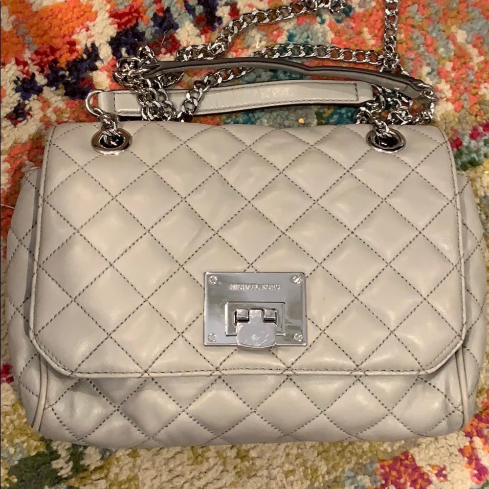 Beautiful Michael Kors purse with chain strap